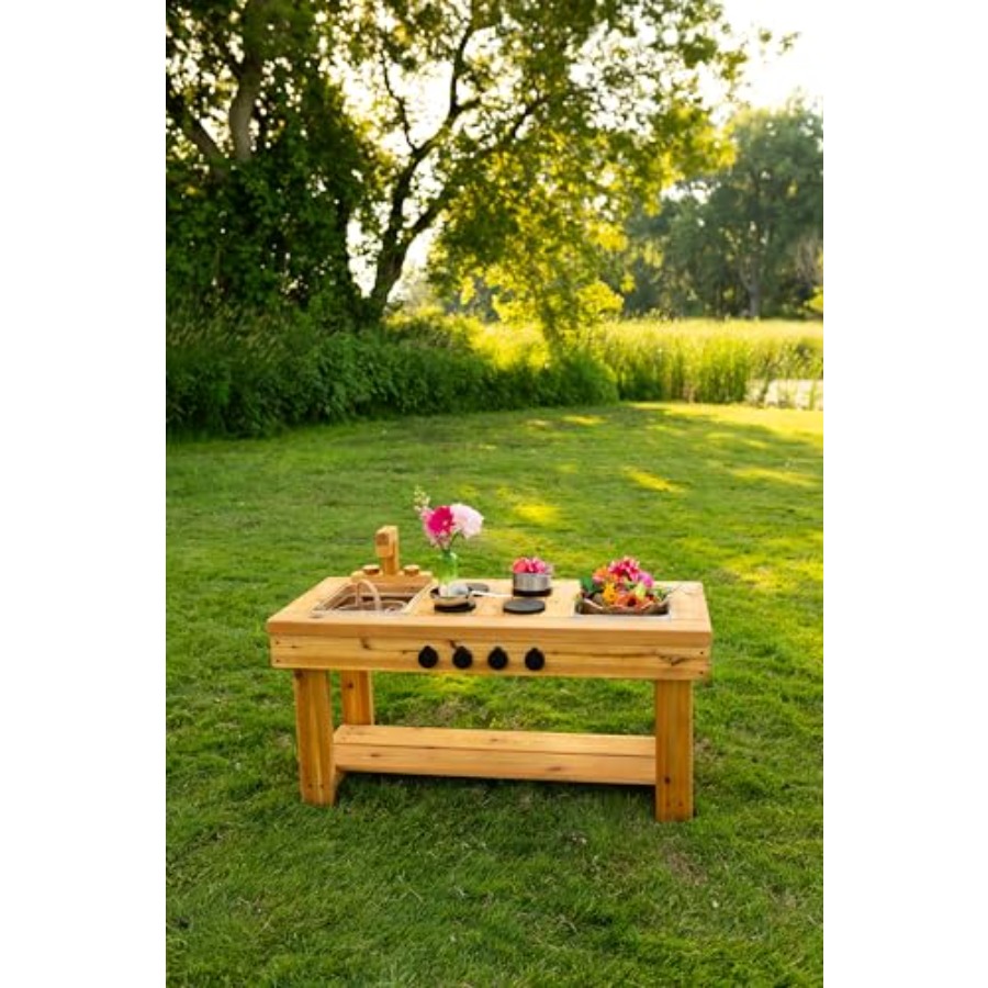 Cedar Outdoor Mud Kitchen Cent - Kids Outdoor Sensory Table recension och pris